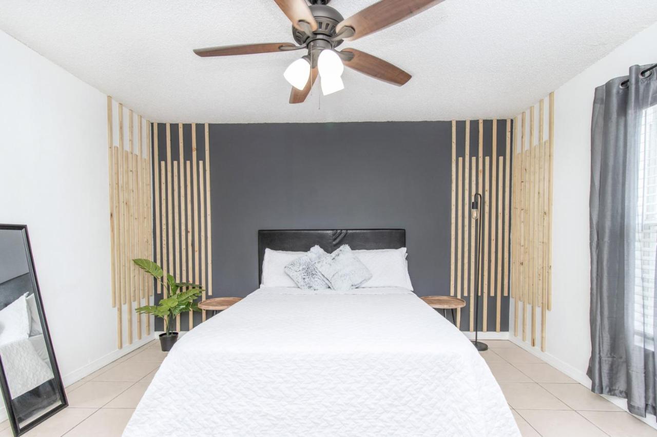 6 Bedroom Bucs Airport Mall Beach Wifi Tampa Extérieur photo