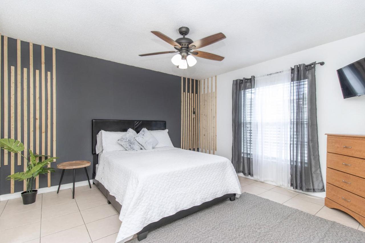 6 Bedroom Bucs Airport Mall Beach Wifi Tampa Extérieur photo