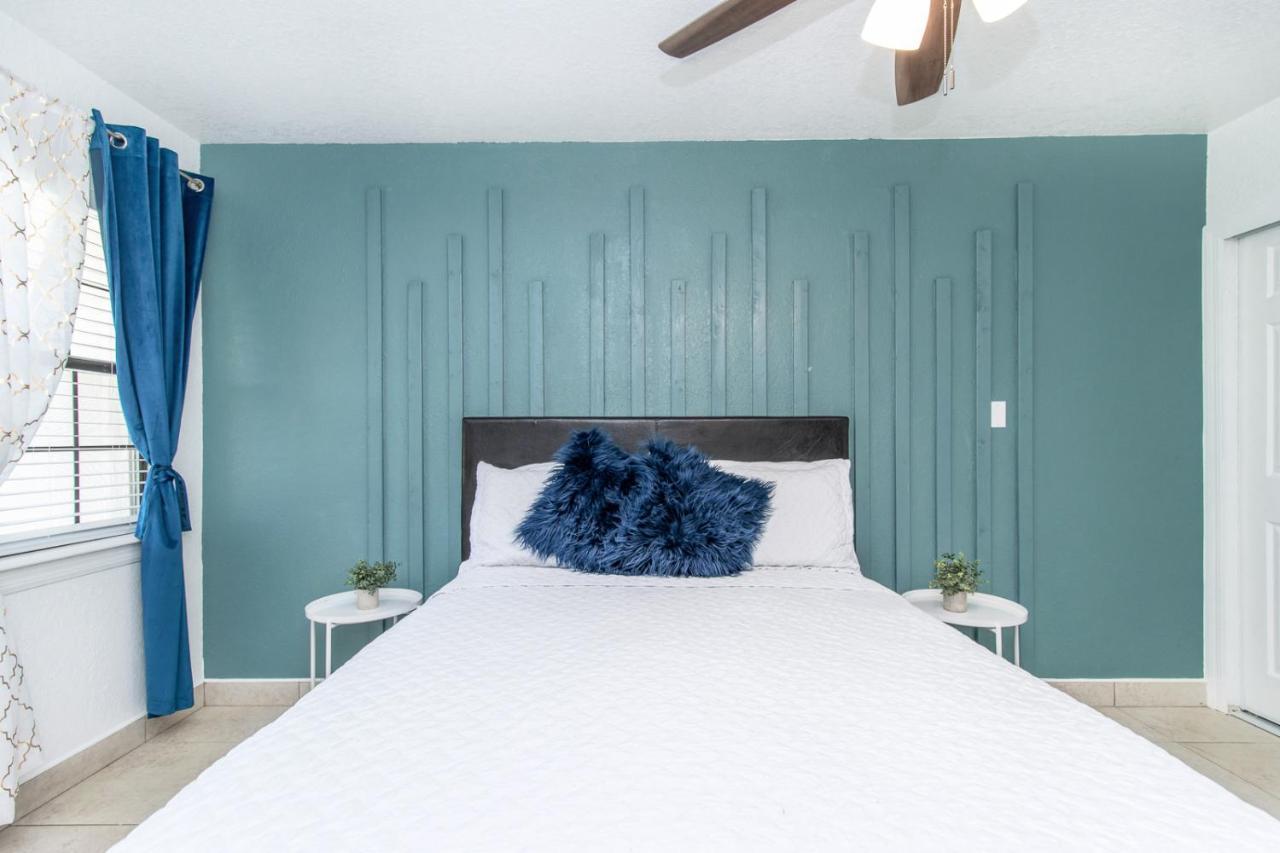 6 Bedroom Bucs Airport Mall Beach Wifi Tampa Extérieur photo