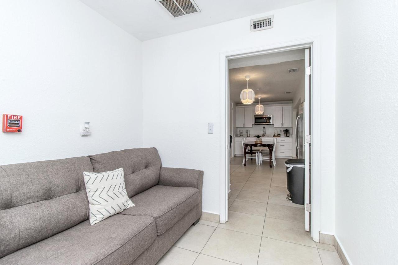 6 Bedroom Bucs Airport Mall Beach Wifi Tampa Extérieur photo