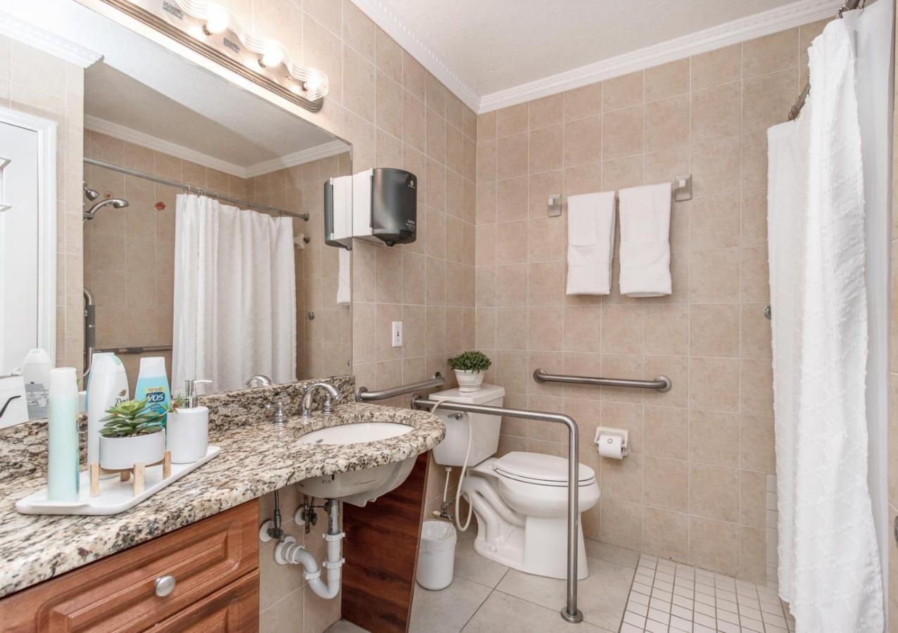 6 Bedroom Bucs Airport Mall Beach Wifi Tampa Extérieur photo