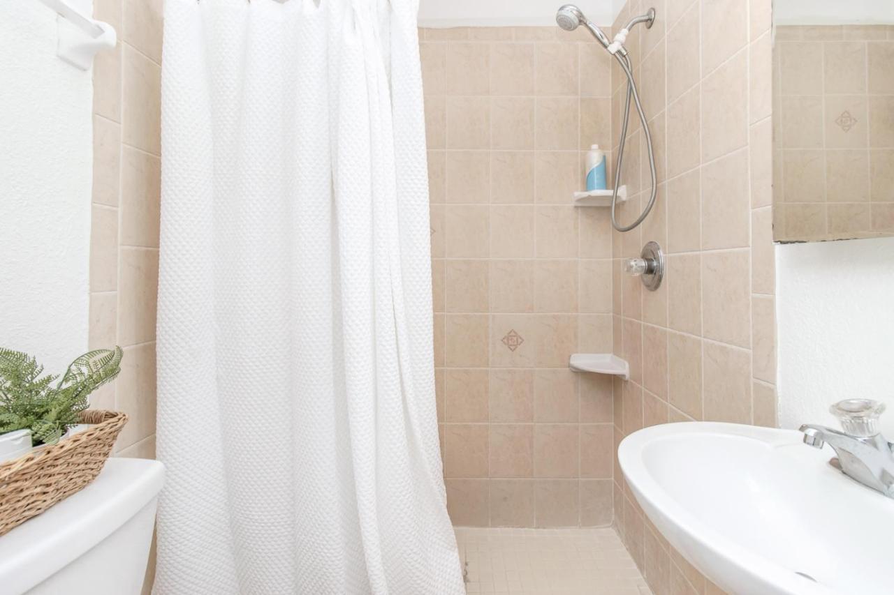 6 Bedroom Bucs Airport Mall Beach Wifi Tampa Extérieur photo